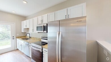 Building Photo - 858 Levitan Dr