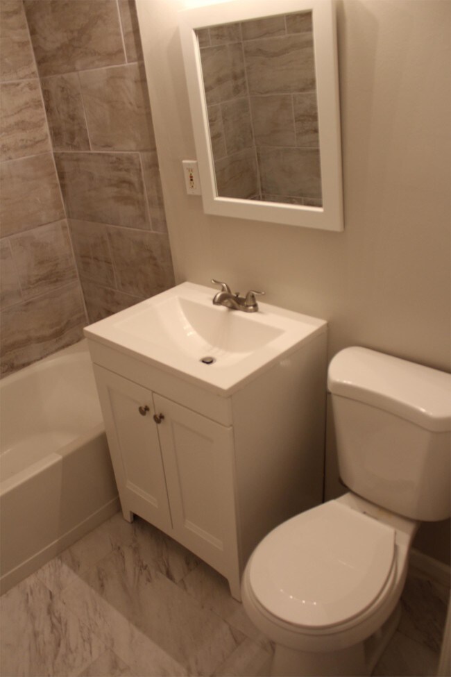 Foto del edificio - 27604 Dartmouth St