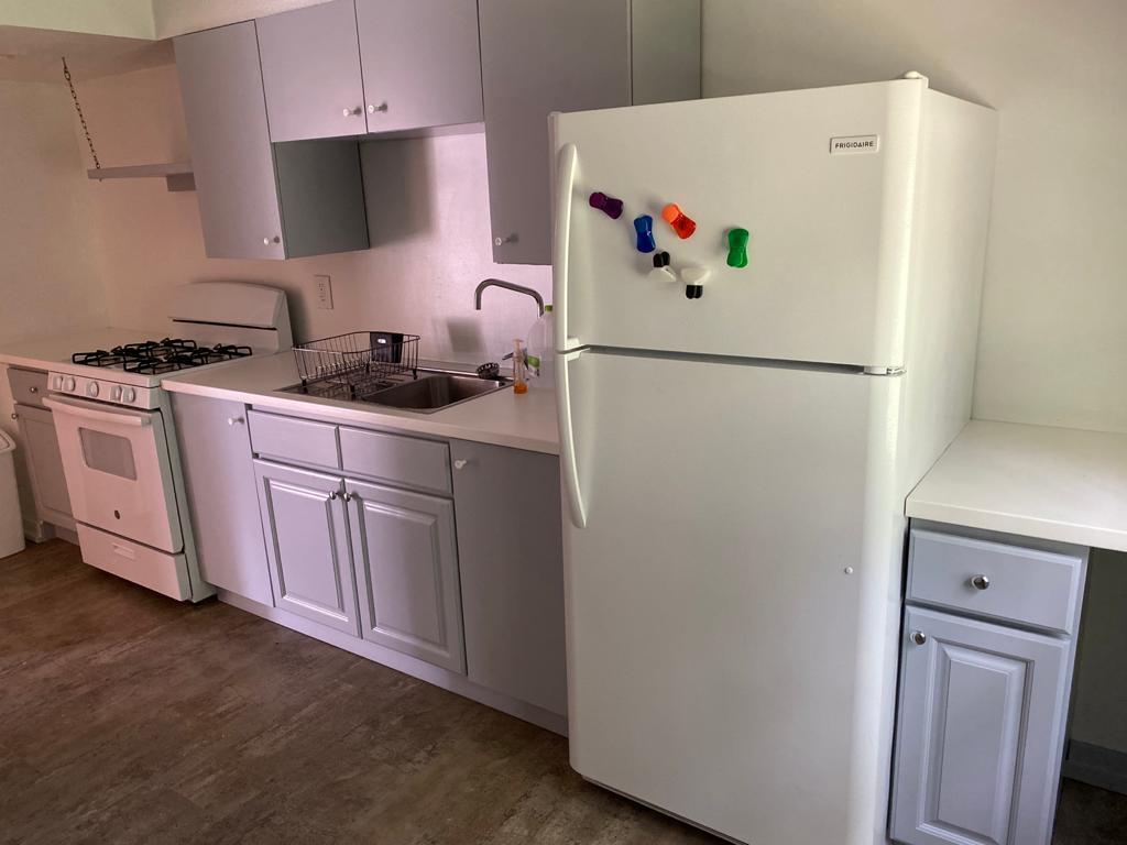 2 bed 1 bath end unit in mooncrest, Coriapolis PA - 277 Oak Dr
