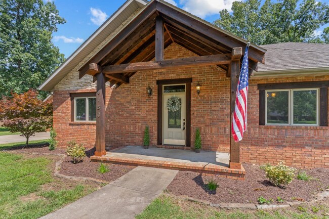 Building Photo - 4150 N Castle Oak Blvd