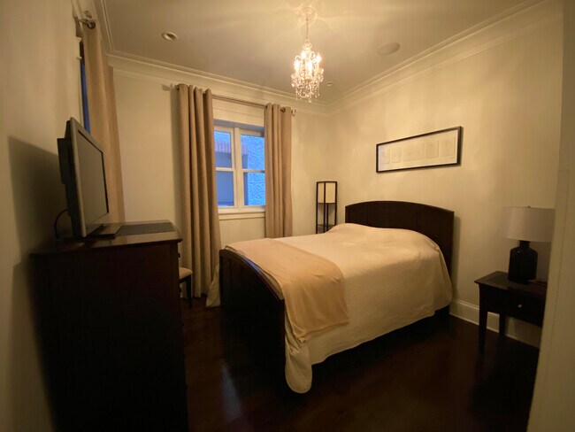 Foto del edificio - 2138 W Roscoe St