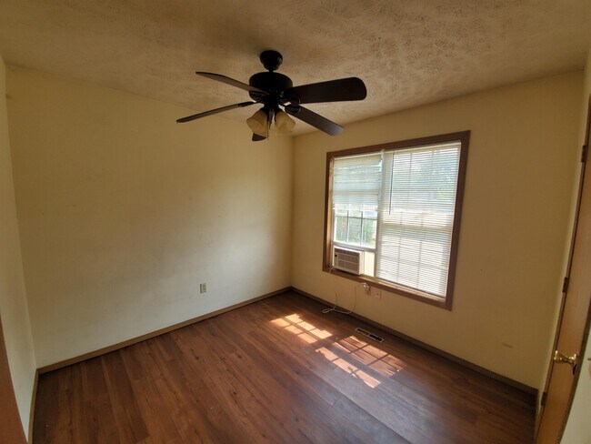 Foto del edificio - 2940 W Olive St