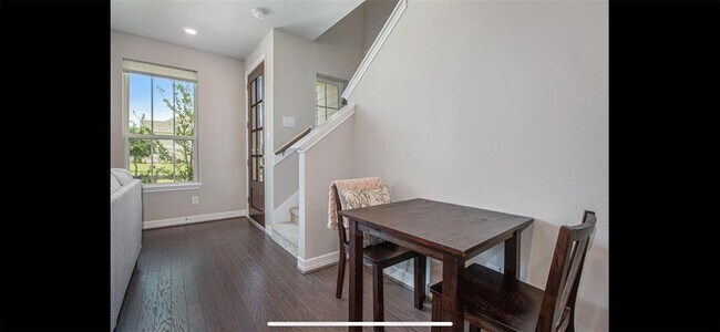 Building Photo - 18225 Crystal Knoll Dr