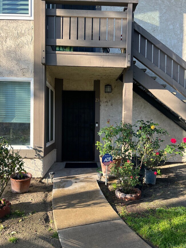 Foto del edificio - 1150 S Meadow Ln