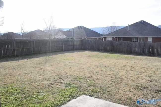 Foto del edificio - 7010 Thornwood Ln SE