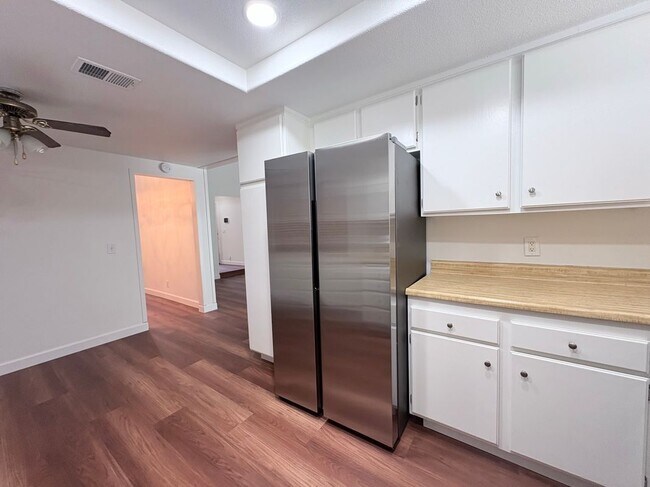 Foto del edificio - 172 Arroyo Ct