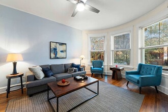 Building Photo - 6229 N Wayne Ave