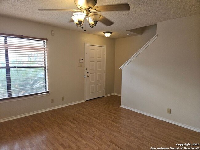 Foto del edificio - 3 Bedroom Near Medical Center & USAA!