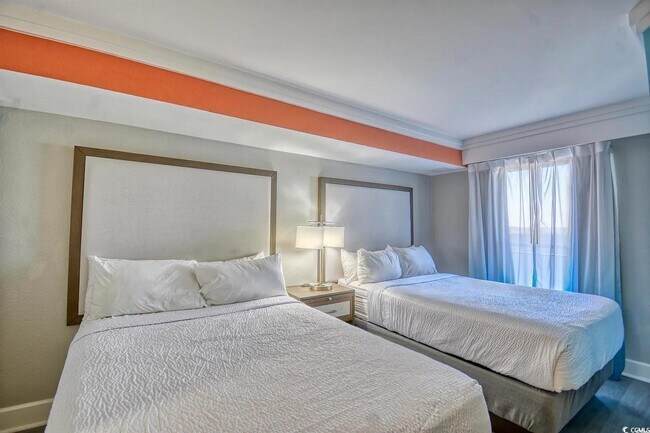 Foto del edificio - 7200 N Ocean Blvd