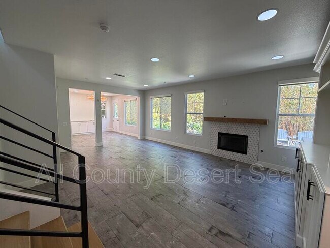 Foto del edificio - 2547 Cornerstone Ln
