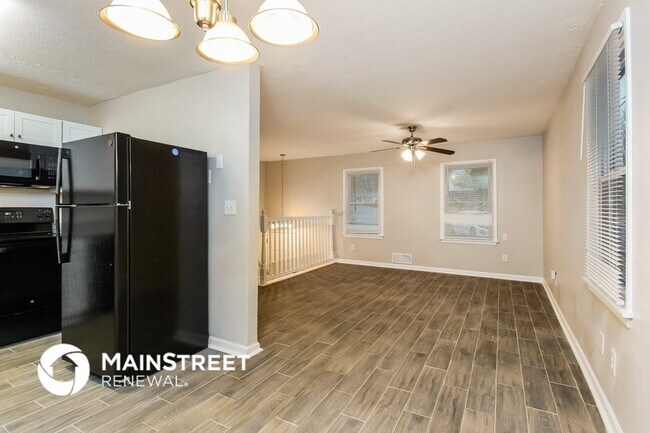 Foto del edificio - 8807 Crown Ct
