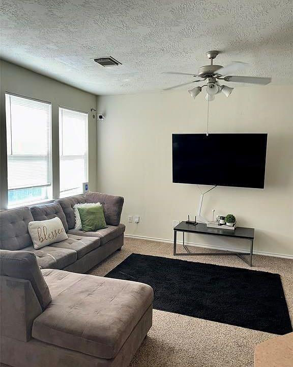 Foto del edificio - 13106 Peppergate Ln