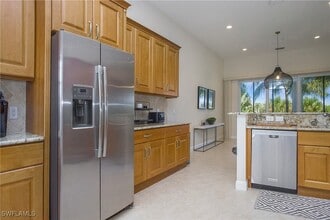 Building Photo - 9239 Tesoro Ln