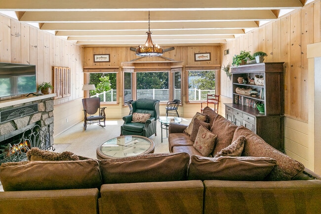 Building Photo - 244 John Muir Rd