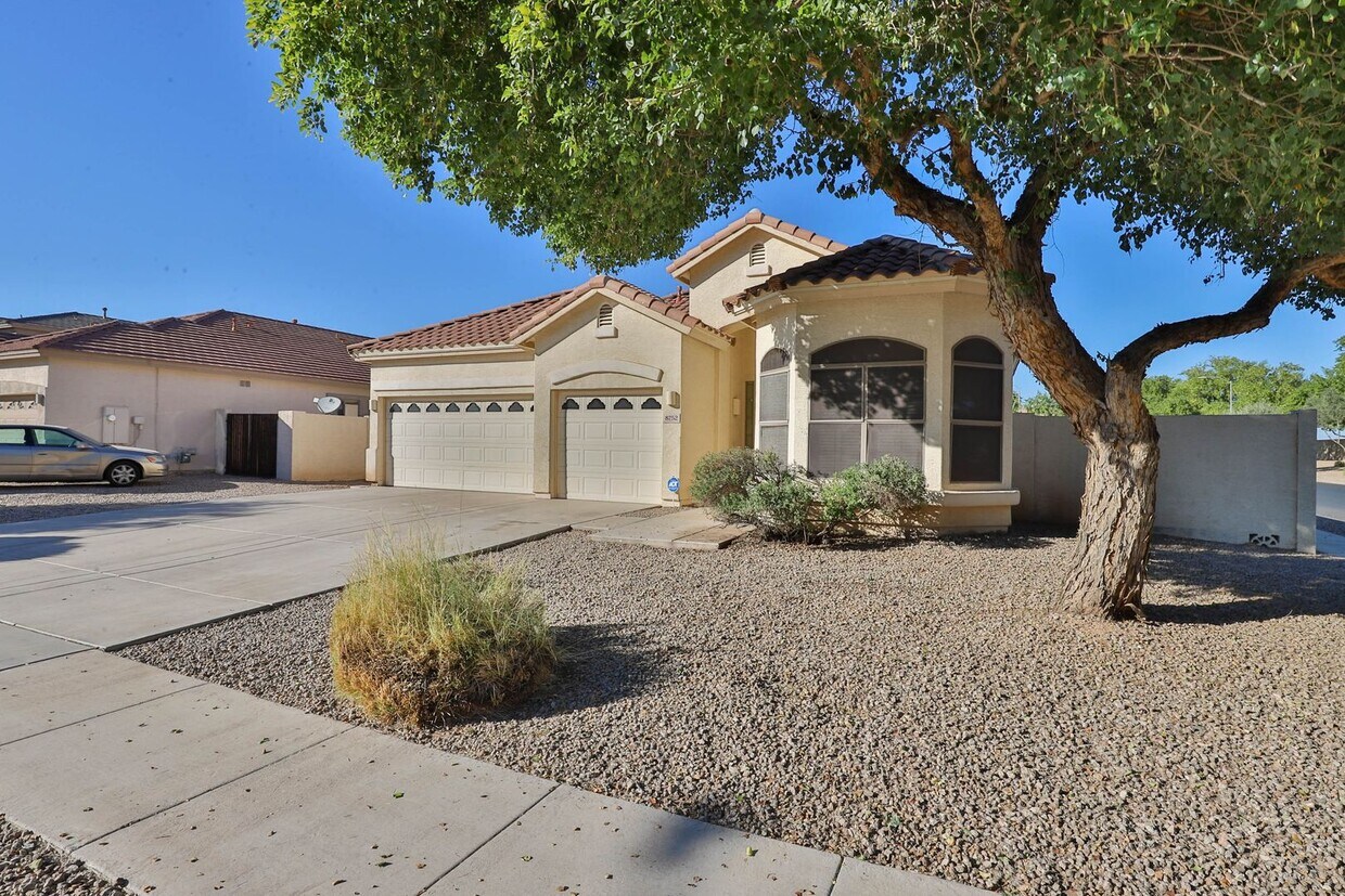 Primary Photo - Amazing Floorplan