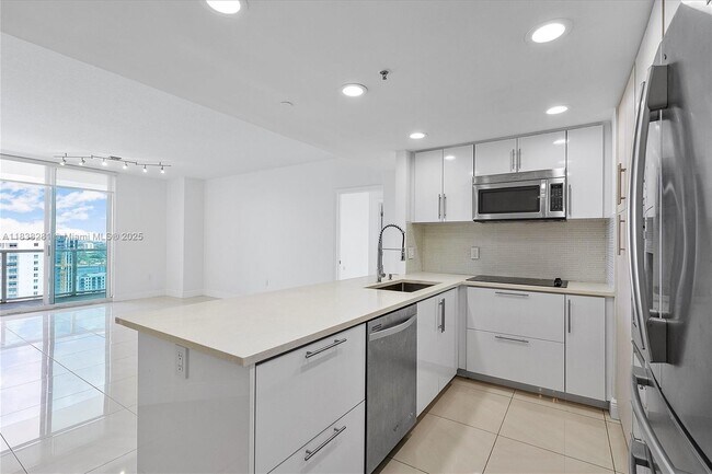 Foto del edificio - 1250 S Miami Ave
