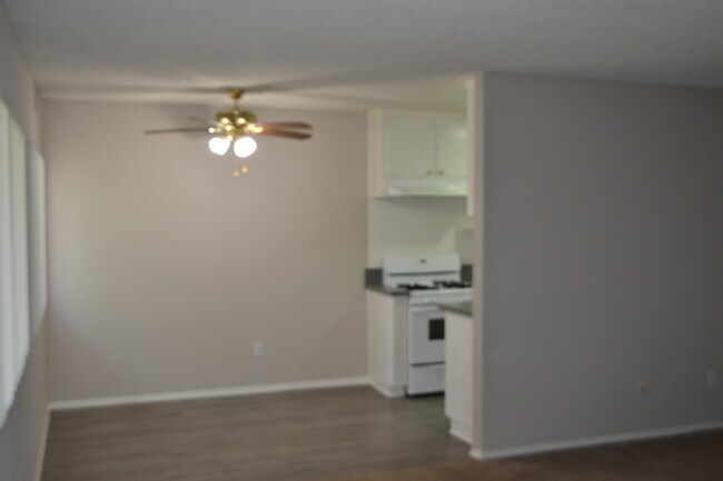 Foto del edificio - 5328 Hermitage Ave