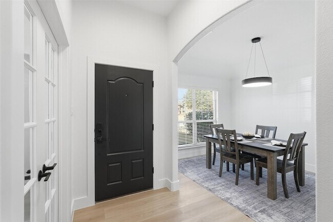 Foto del edificio - 1295 White Water Ln