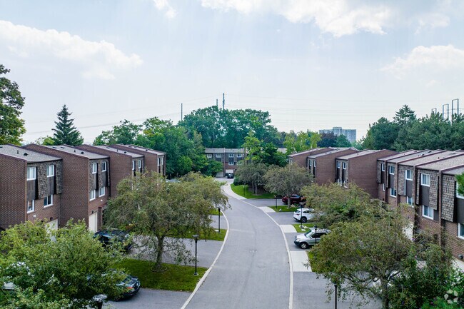 Photo du bâtiment - 1-76 Windy Golf Way