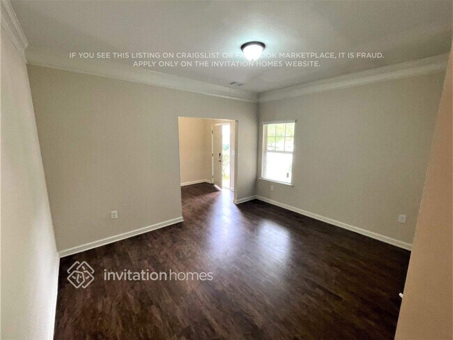 Foto del edificio - 2445 Valley Creek Dr