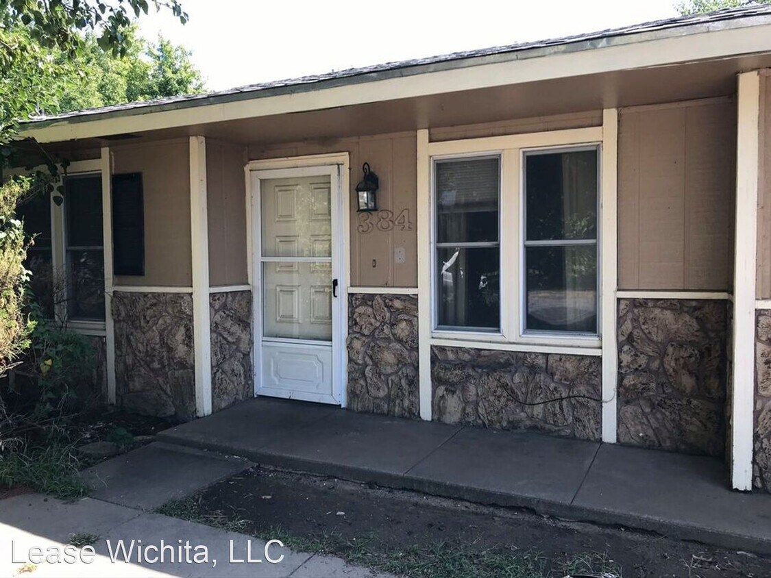 Primary Photo - 3 br, 2 bath House - 384 N Country Acres Ave