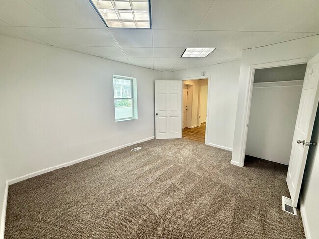 Building Photo - 287 2nd Ave