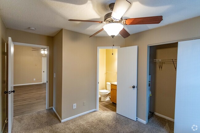 3BR, 2BA-2ND BDR - City Edge Flats