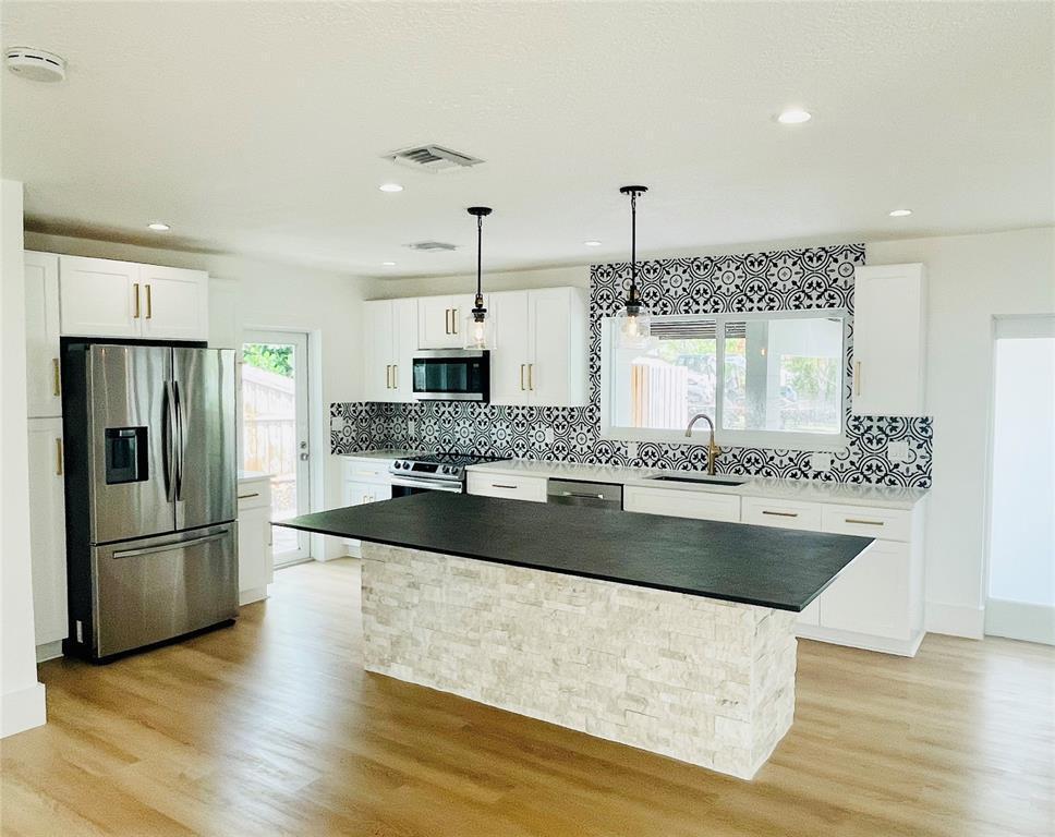 Photo - 924 Southwest 11th Street, Boca Raton, FL 33486 - 3 BR 2 BA single-family home