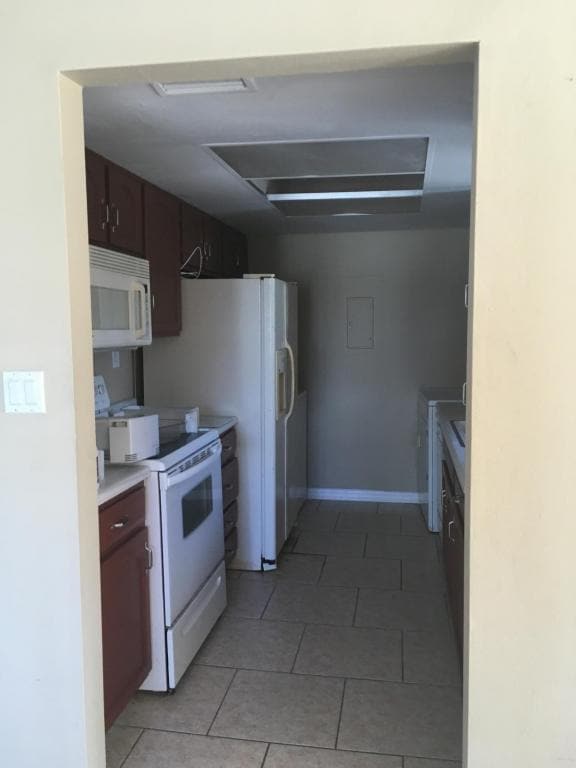Building Photo - 2715 Lemontree