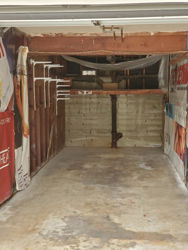 Building Photo - 309 Calle Miramar