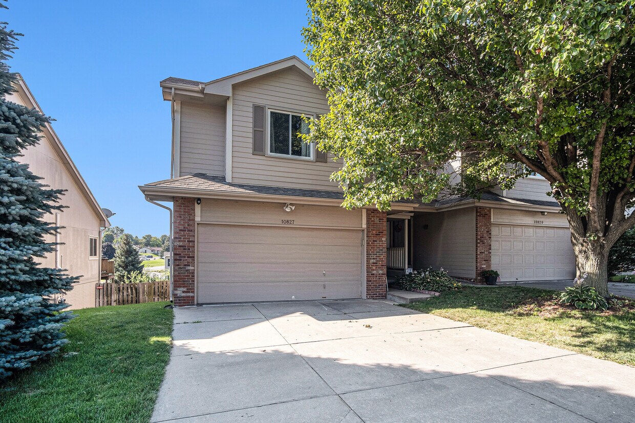 Foto principal - 10827 Ellison Ave