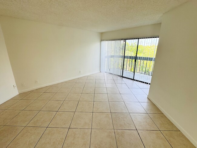 Photo - 2000 N Congress Ave Townhome