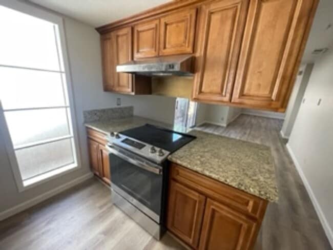 Foto del edificio - Great 3 Bed 2 Bath Duplex