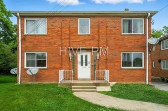 Building Photo - 3926 E Gatewood Ln