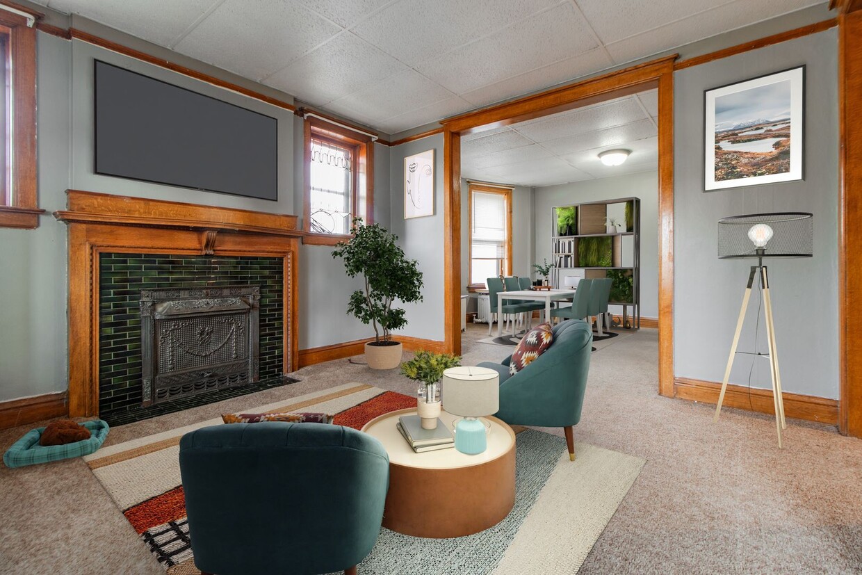 Foto principal - AVAILABLE JULY - 2 Bedroom 1 Bath Apartmen...