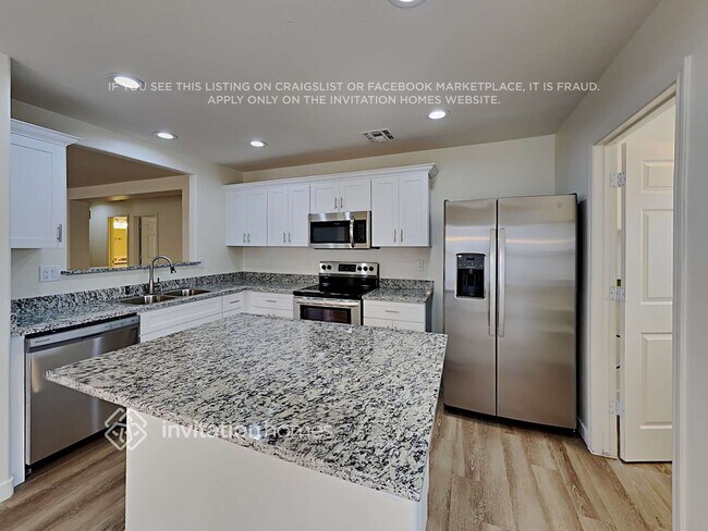 Building Photo - 13357 W Canyon Creek Dr