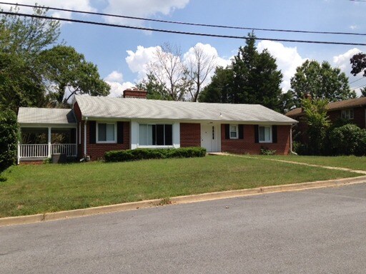Primary Photo - 7201 Claymore Ave