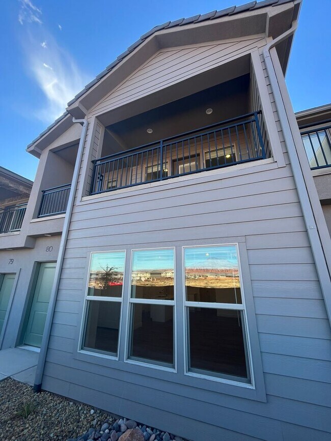 Foto del edificio - Azalea Beauty!