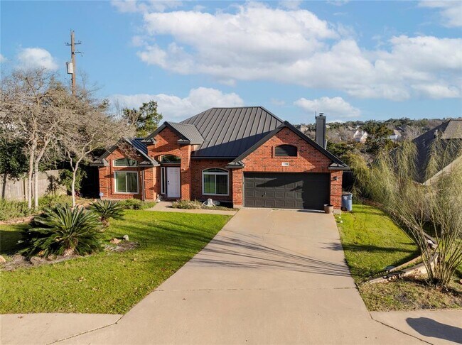 Building Photo - 11039 Galleria Cove