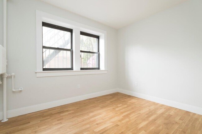 Foto del edificio - 129 Highland Ave