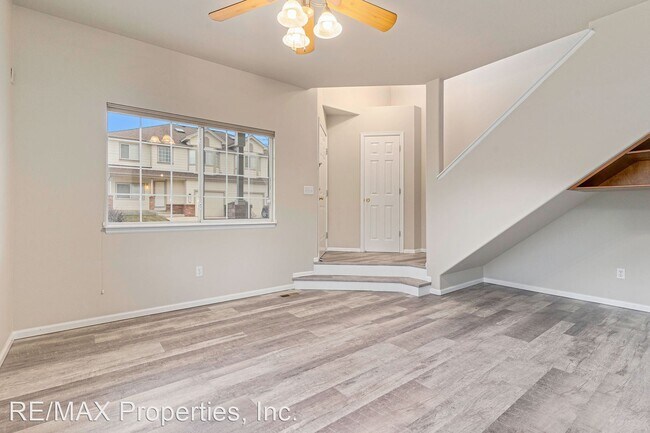 Building Photo - 3 br, 2.5 bath House - 3931 Nicki Heights