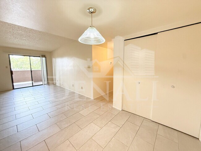 Foto del edificio - 5757 W Eugie Ave