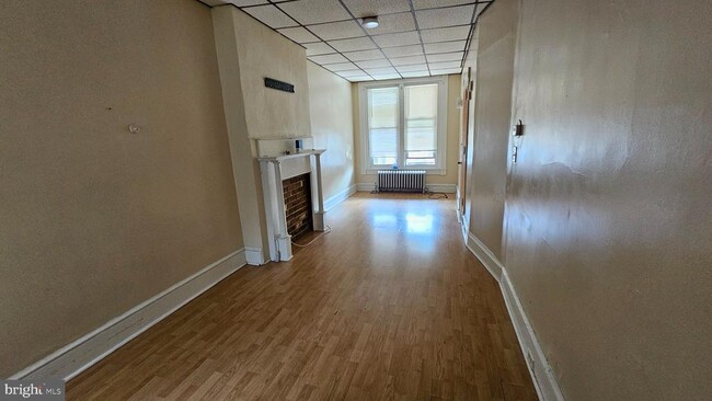Building Photo - 1337 Muhlenberg St