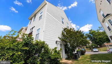 Building Photo - 22943 Whitehall Terrace