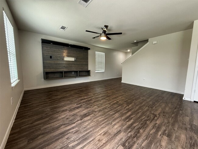 Building Photo - 24059 Hay Needle Ln