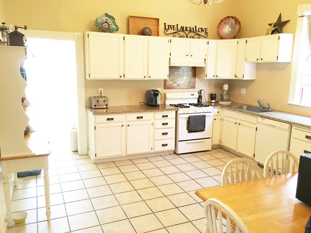 Foto del interior - 414 El Dorado St