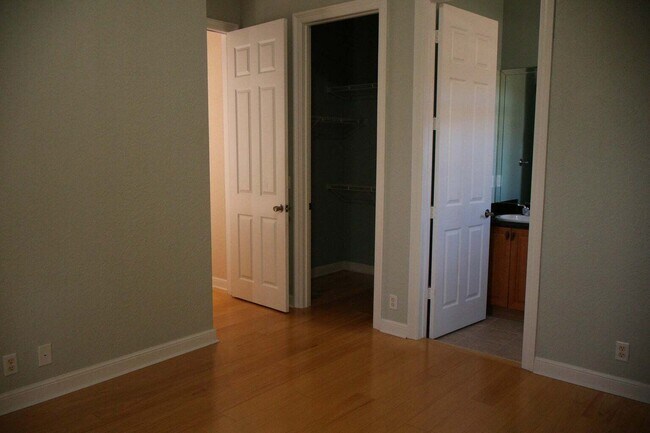 Foto del edificio - 10345 Medicis Pl