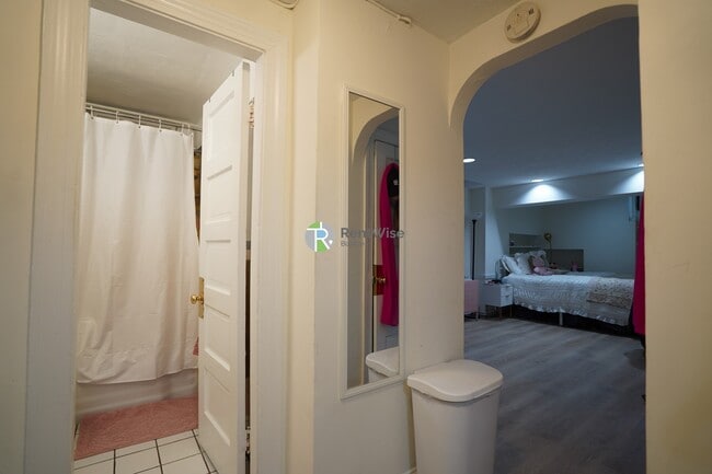 Building Photo - 304 Berkeley St