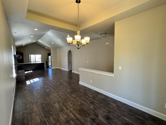 Foto del edificio - 3 Bed / 2 Bath near Pine Nursery Park — Grass Park Next Door, Private Community Pool