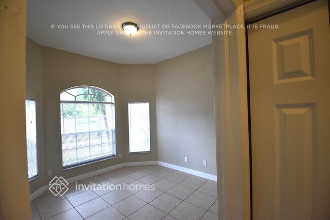 Building Photo - 5221 SW 141st Ave